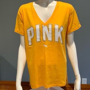 EUC PINK Victoria’s Secret V-Neck Tee • Size XS